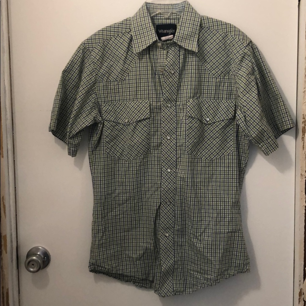 Men’s Wrangler Button Up